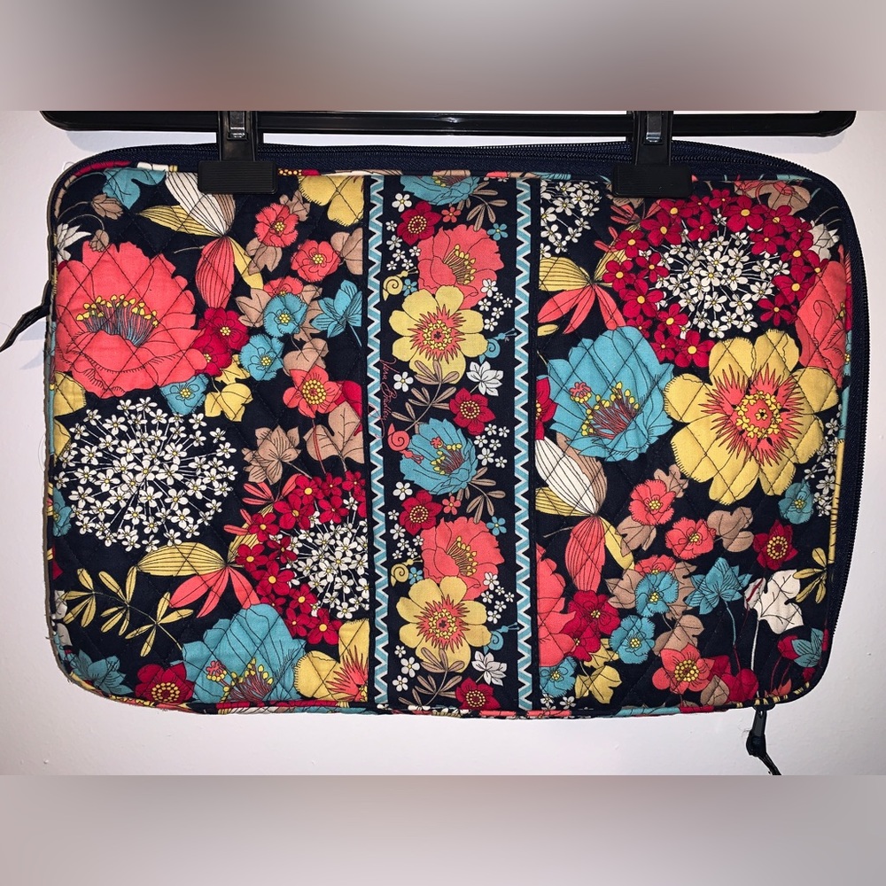Vera Bradley Happy Snails Laptop sleeve